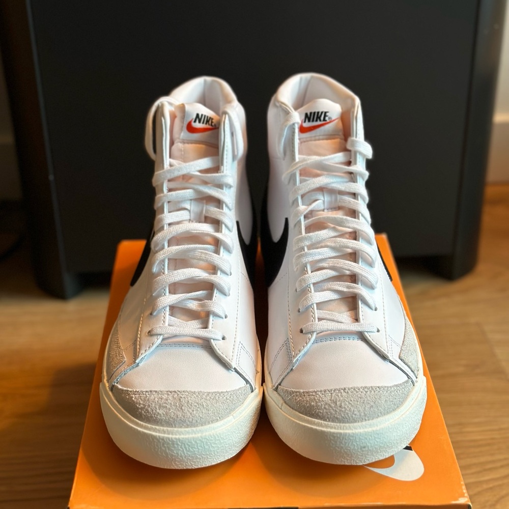 Nike Men’s Blazer Mid ‘77 Vintage Sneakers NWB - Picture 2 of 4